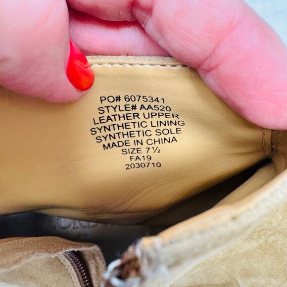 J.Crew Factory Tan Suede Ankle Boots Women’s Size 7.5 Low Heel Zip Booties - Picture 10 of 11